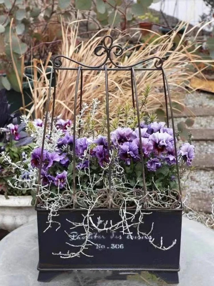 Retro ironwork flower pot